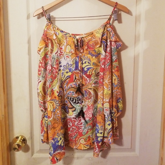urban mangoz Tops - Urban mangos boho top size small